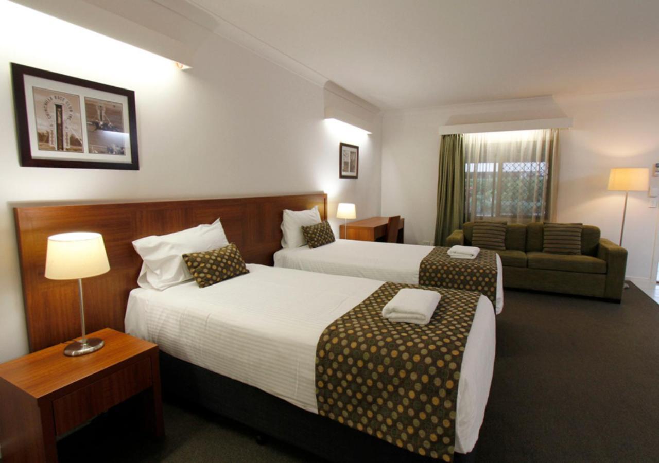 Chinchilla Downtown Motor Inn Екстер'єр фото