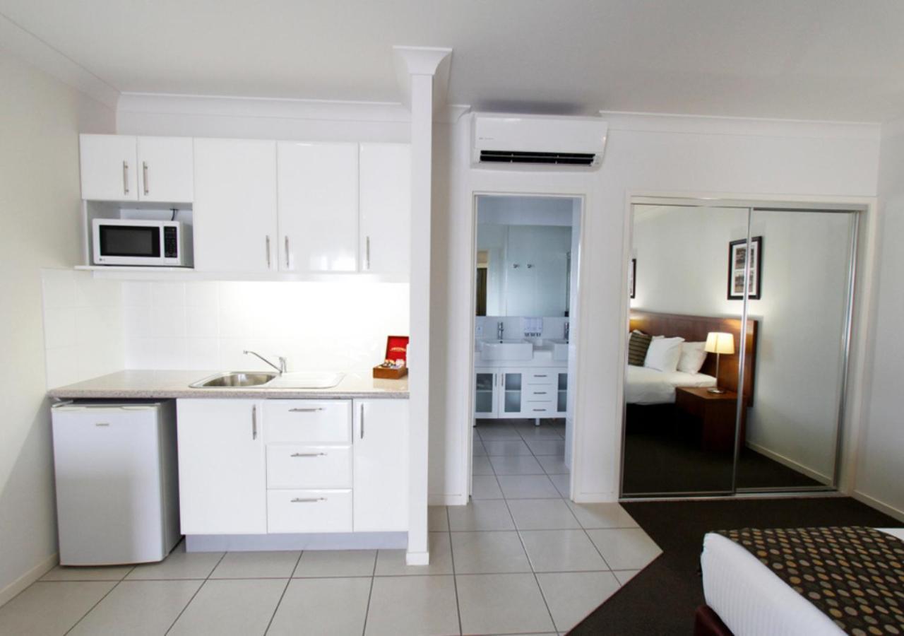 Chinchilla Downtown Motor Inn Екстер'єр фото